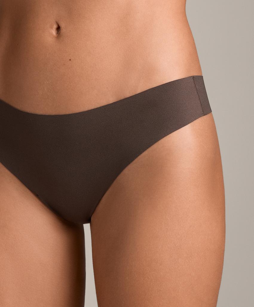 5 трусиков-тонгов из полиамидного микса с лазерной порезкой