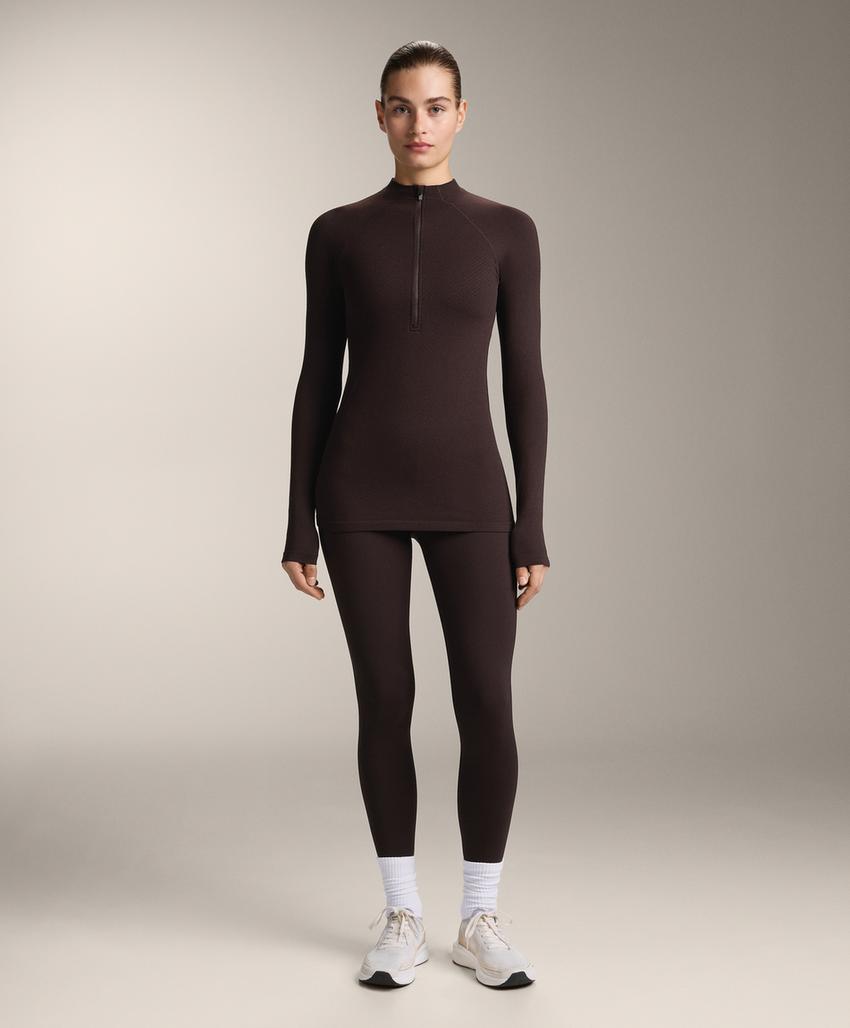 Бесшовная техническая футболка