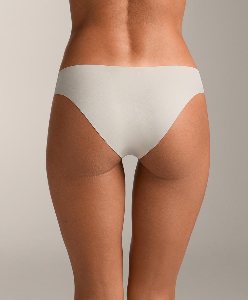 5 невидимых классических трусиков из плотного полиамида со срезом v