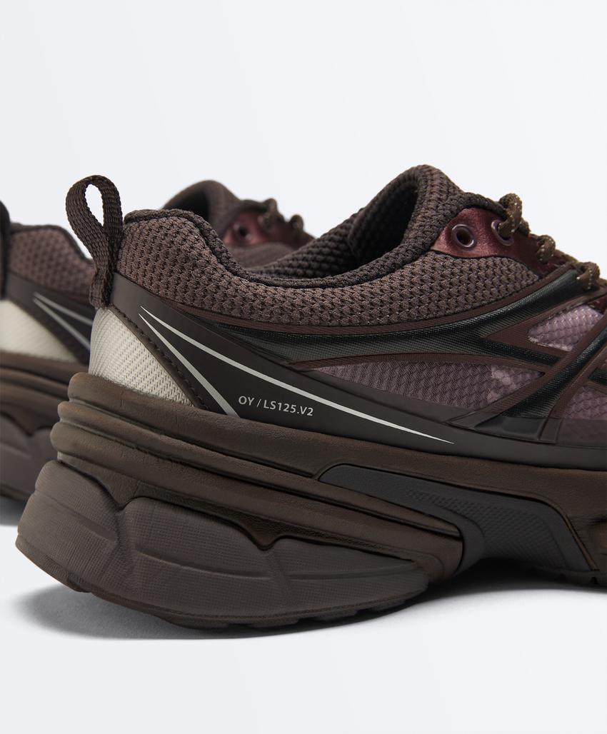 Кроссовки для бега