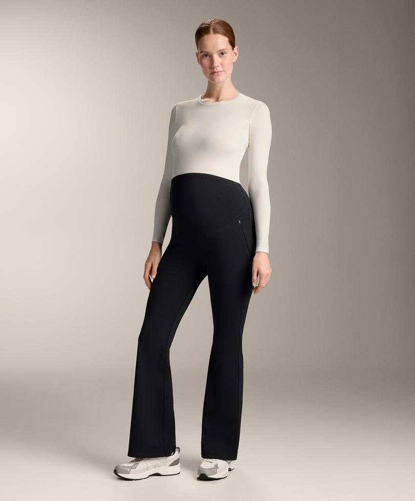 Расклешенные теплые брюки для беременных