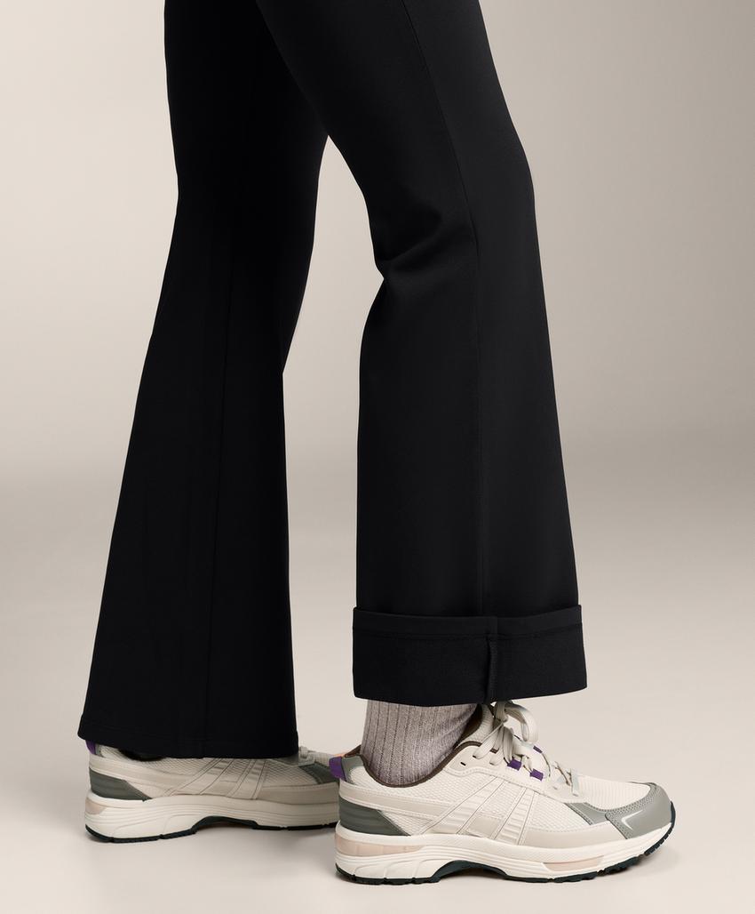 Расклешенные теплые брюки для беременных