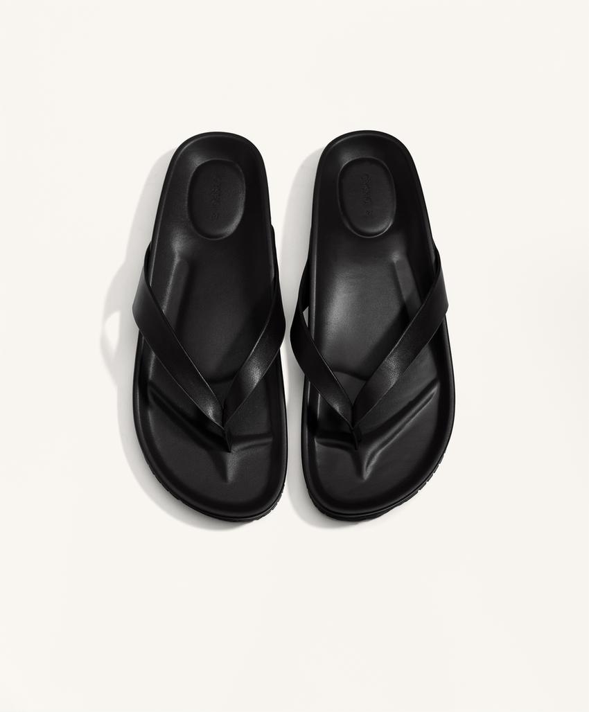 Sandália rasa tiras