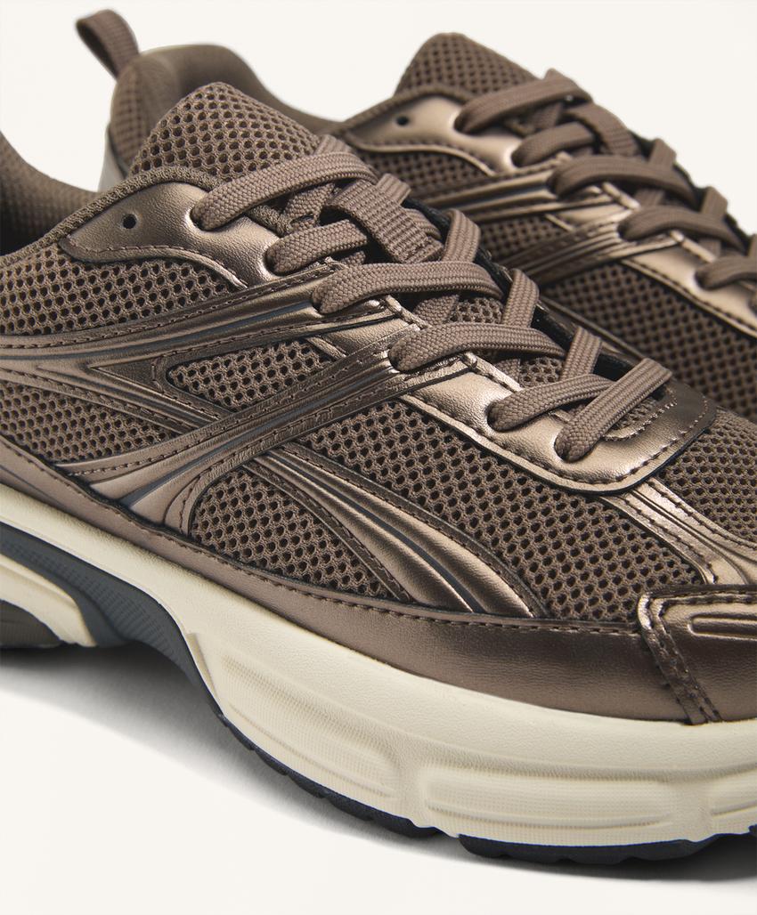 Беговые кроссовки стиля бега