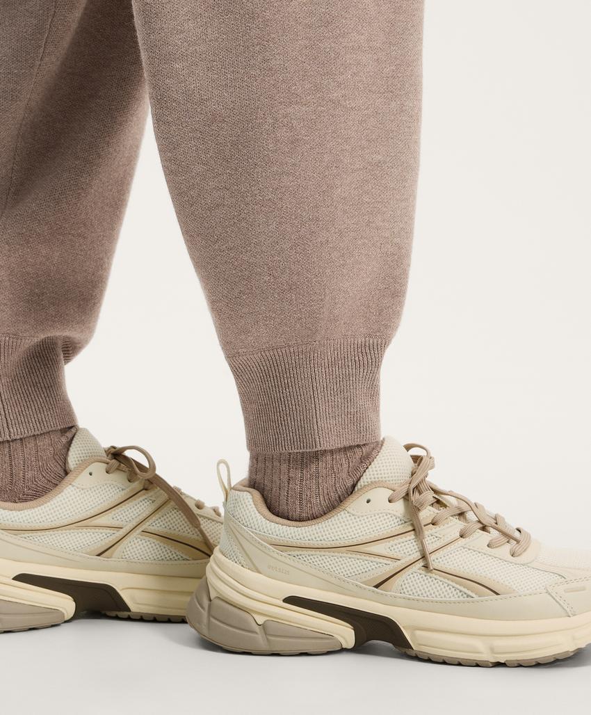 Вязаные брюки-джоггеры