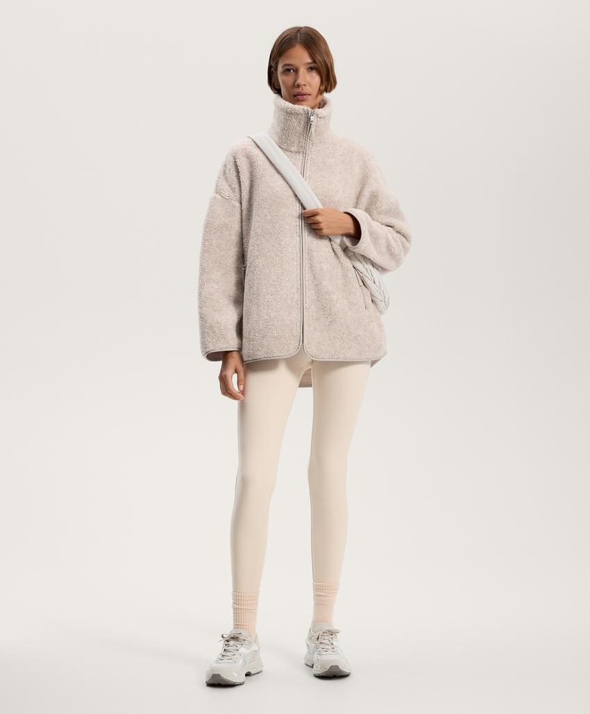 Куртка оверсайз из искусственной овчины