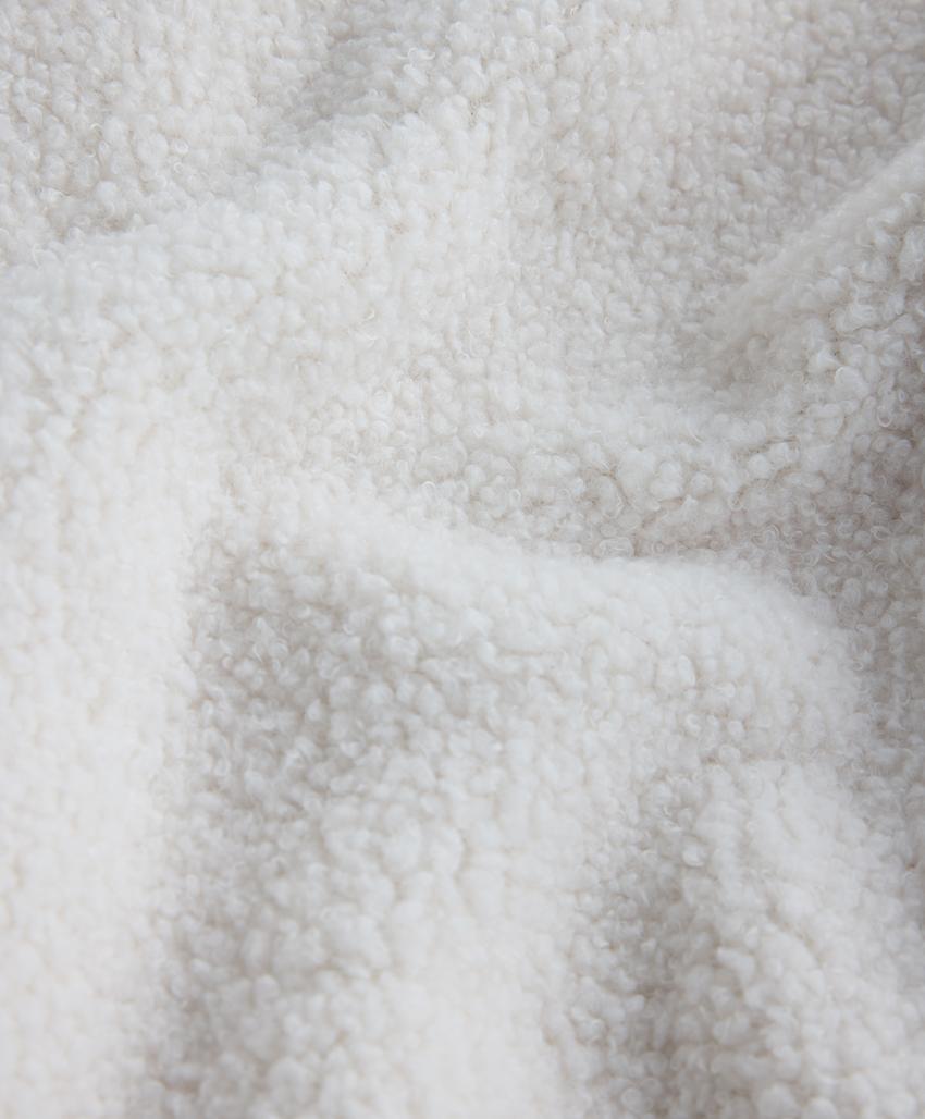 Легкий комбинезон из искусственной овчины с регулируемой талией