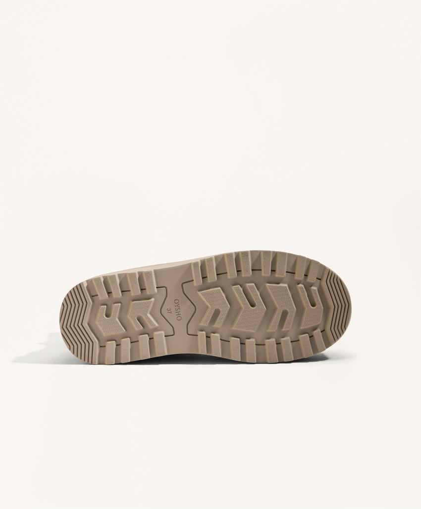 Замшевые ботинки на платформа с отворотом