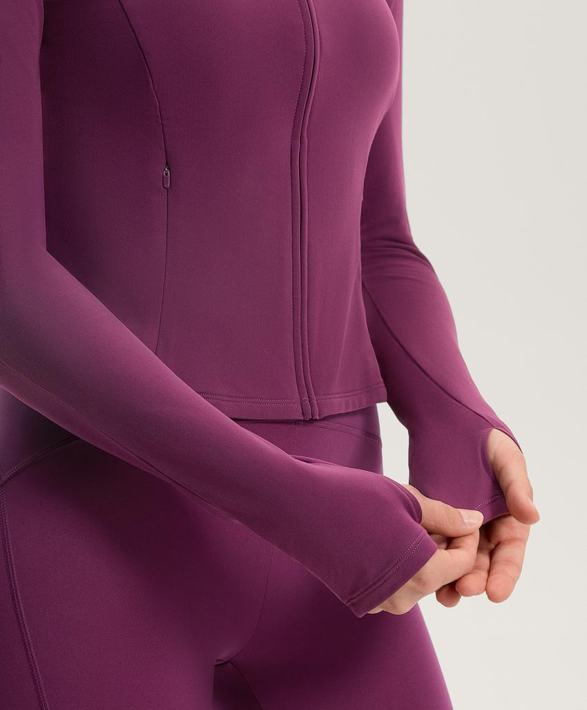 Легкая и теплая высокотехнологичная куртка