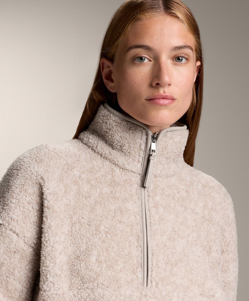 Толстовка из искусственной овчины с передним карманом