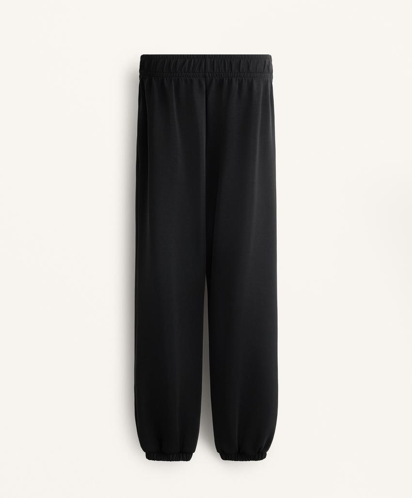 Брюки-джоггеры из мягкого модала