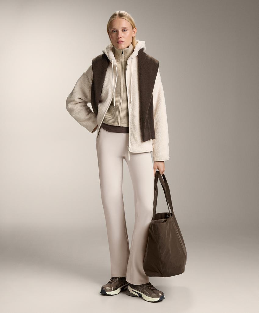 Куртка из искусственной овчины с капюшоном