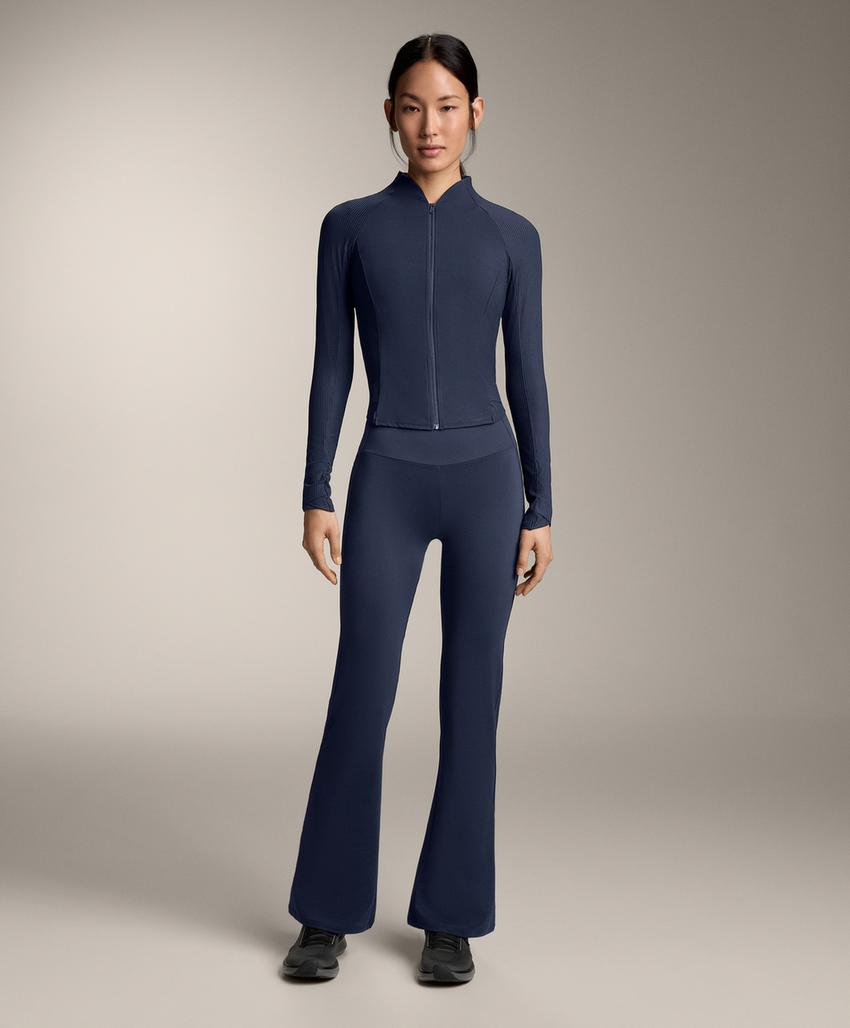 Высокотехнологичная куртка Comfortlux с отделкой в рубчик