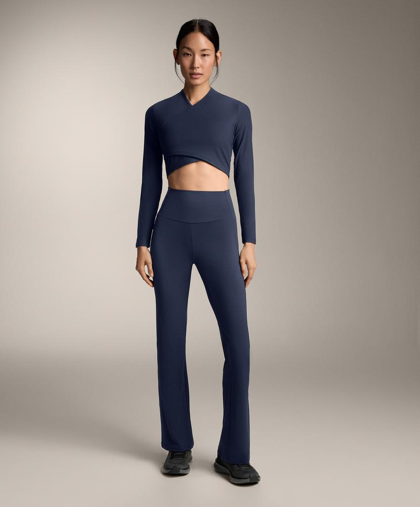 Tank top Comfortlux с перекрестными деталями и рукавами