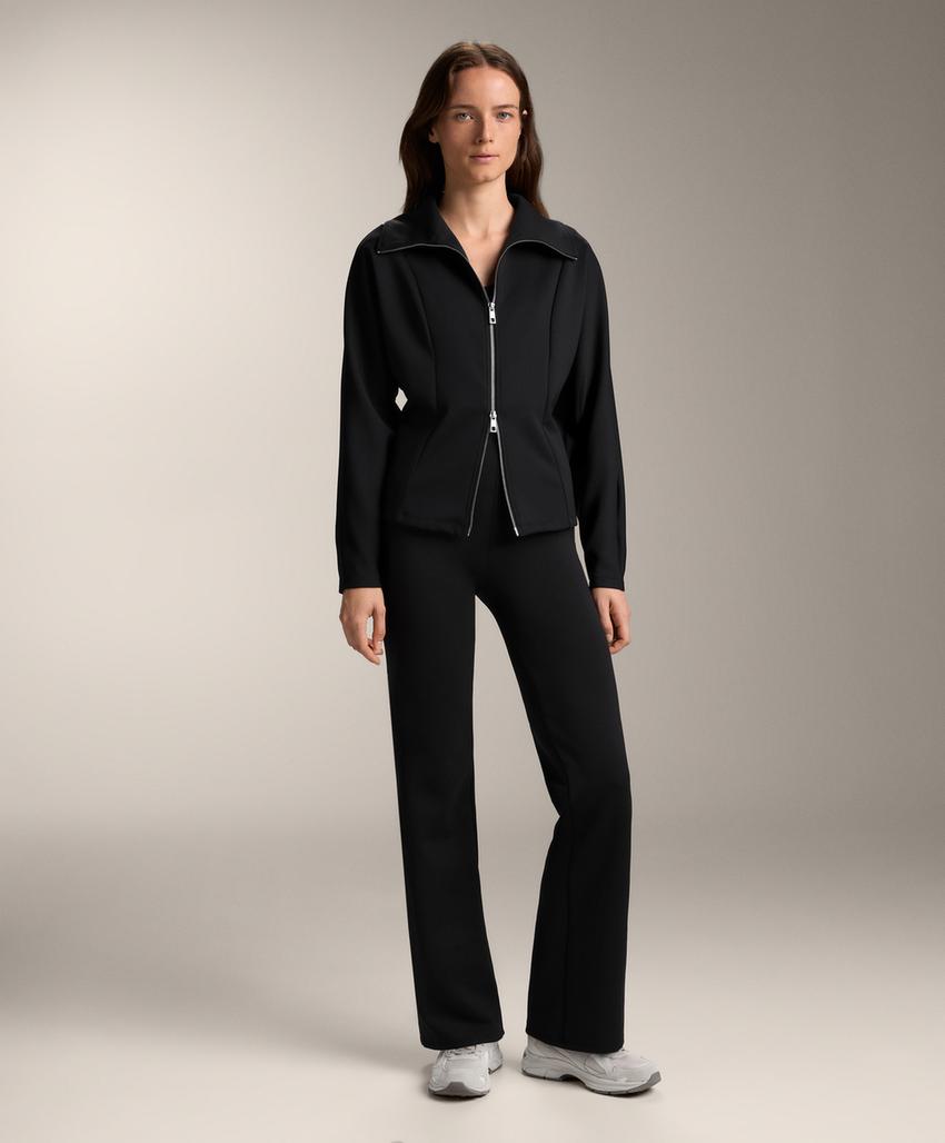 Расклешенные брюки с высокой посадкой и эффектом неопрена