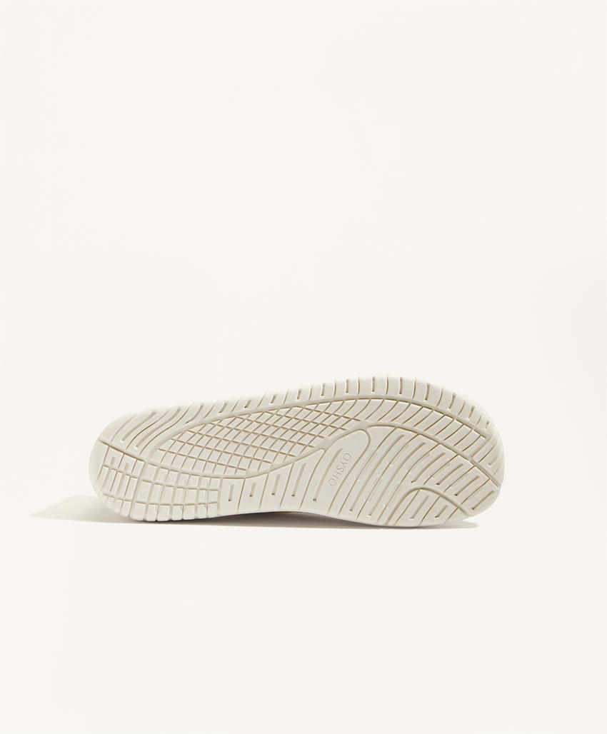 Универсальные кроссовки для спорта с эффектом босых ног