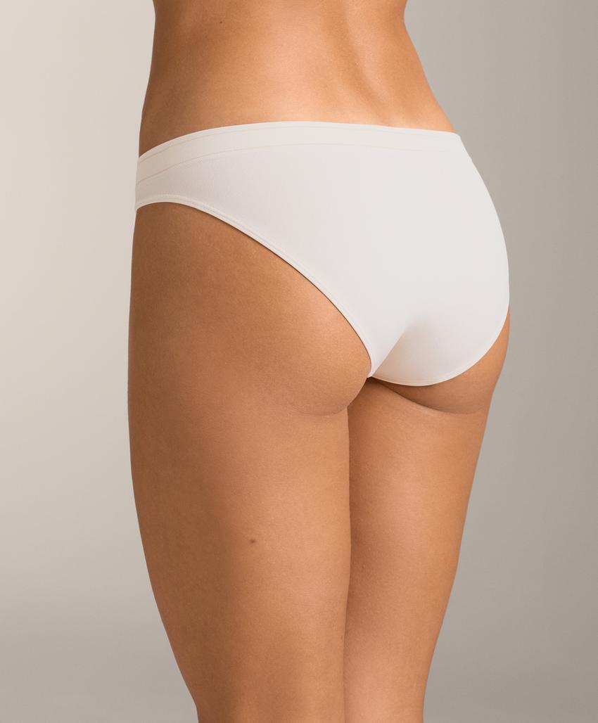 3 бесшовных трусов бразильяно Seamless из мягкой ткани