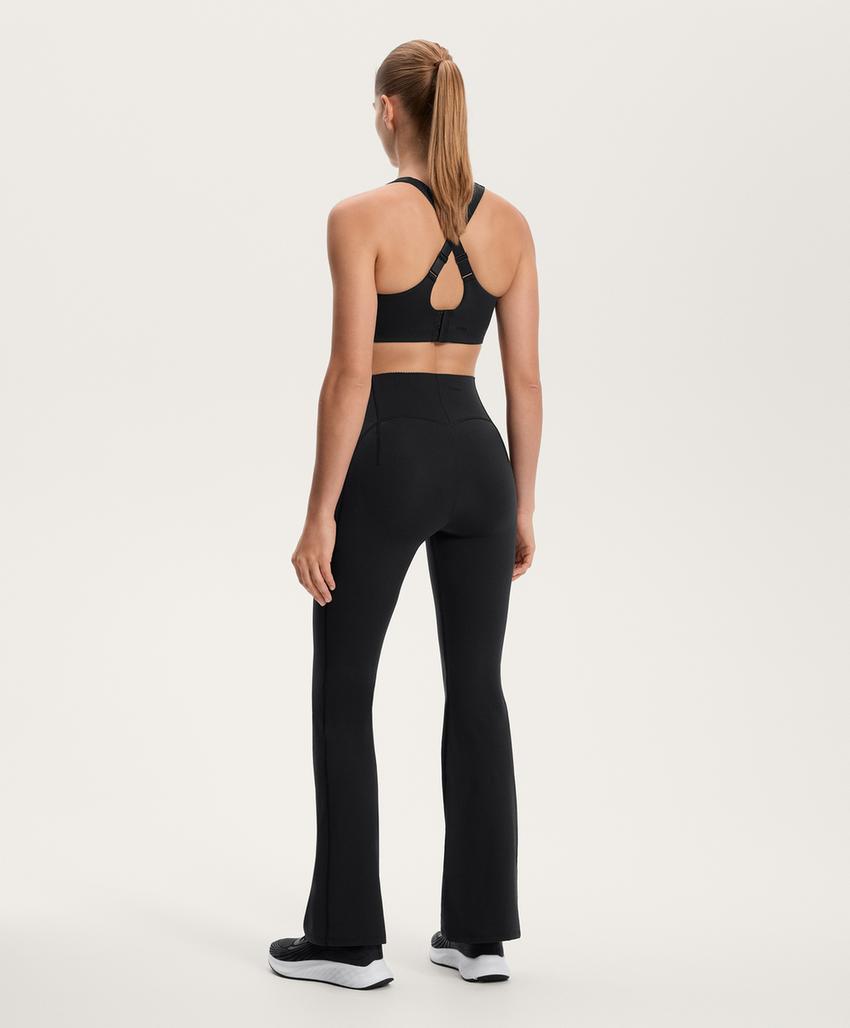 Брюки клеш Compressive с завышенной талией и эффектом пуш-ап