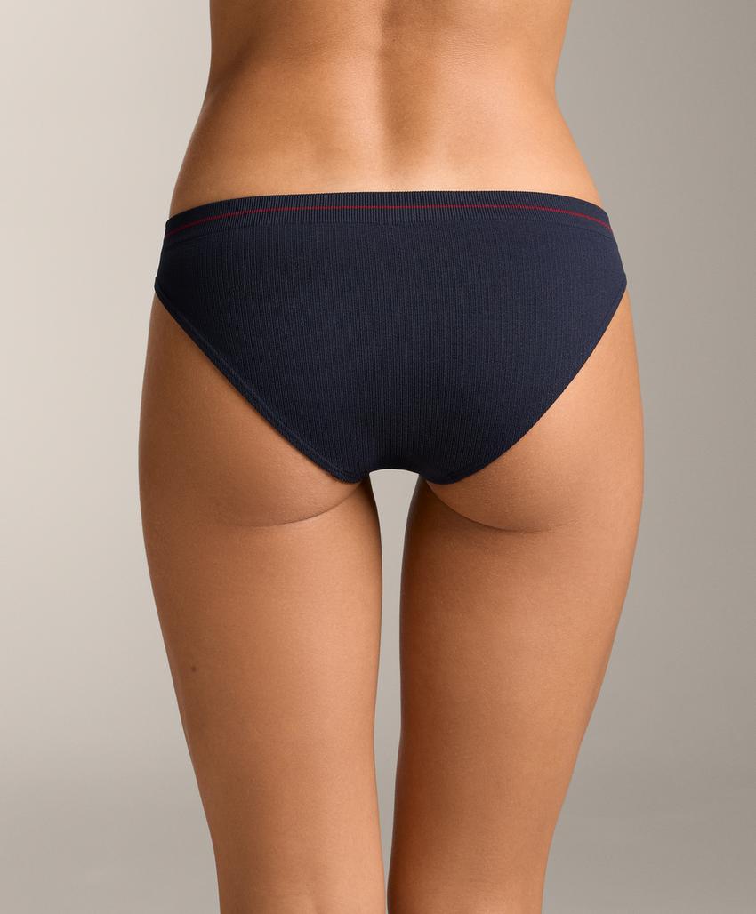 3 бесшовных классических трусов Seamless из мягкой ткани