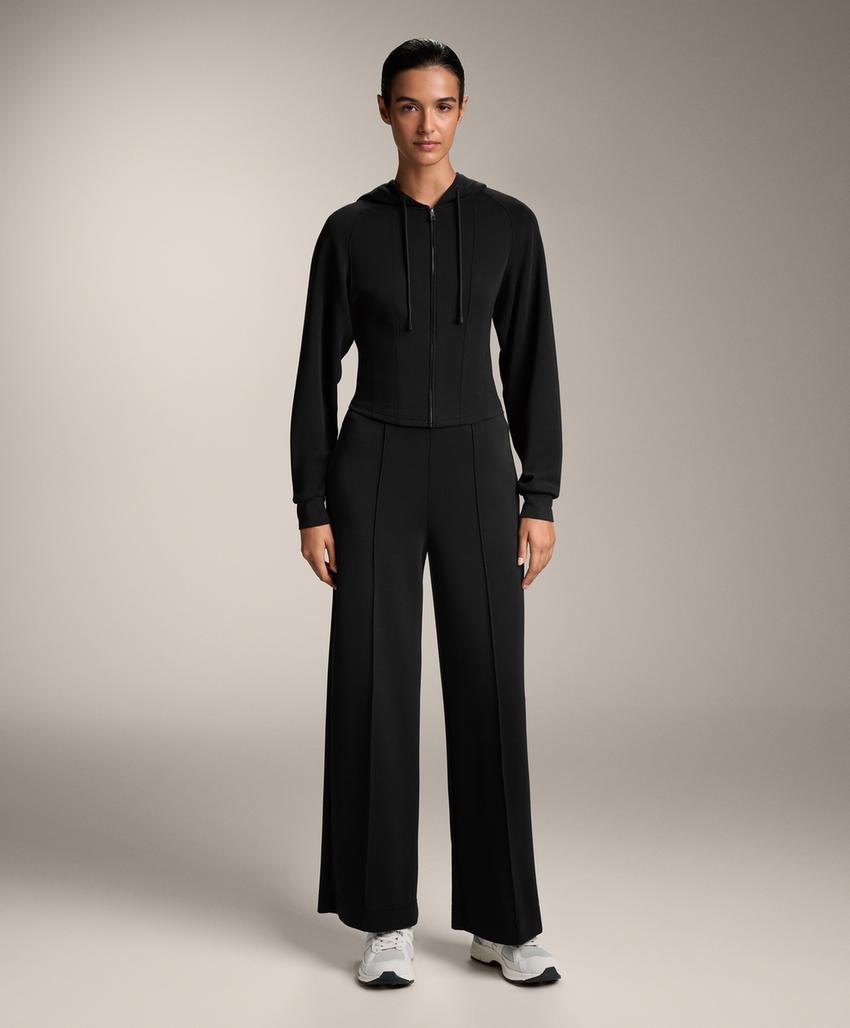 Укороченный удлиненный халат с капюшоном из модала soft touch