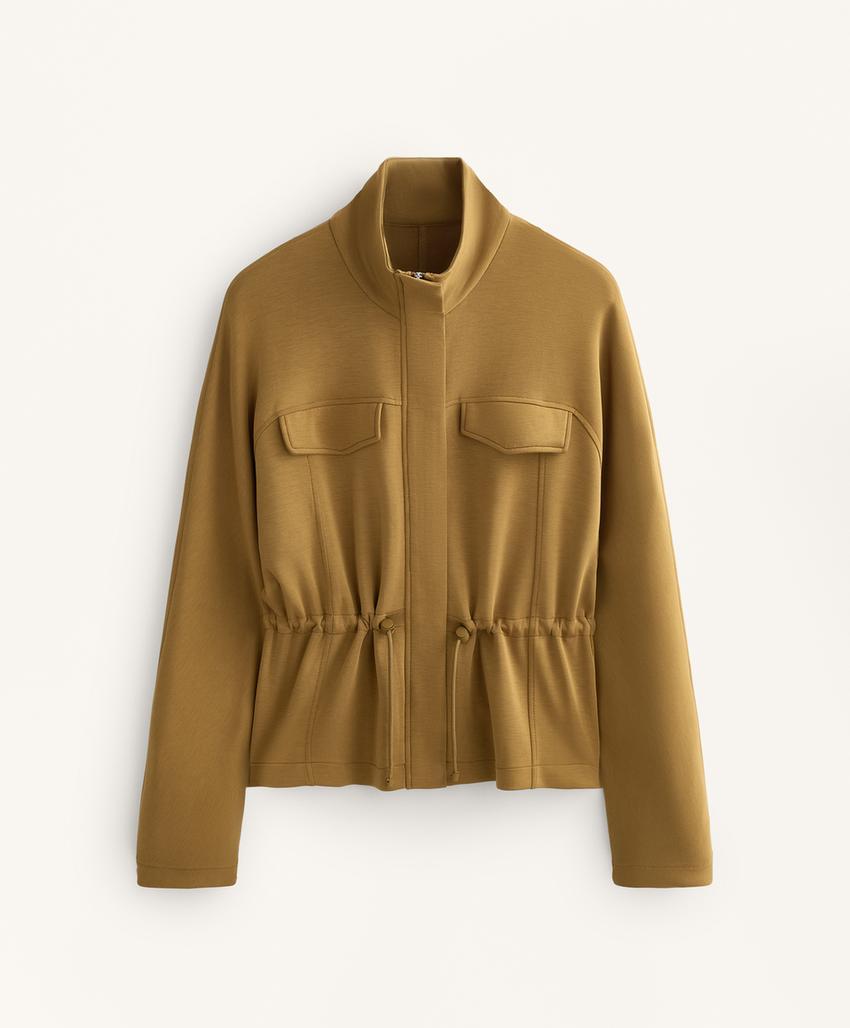 Куртка с карманами и регулируемым поясом из мягкой ткани с модалом