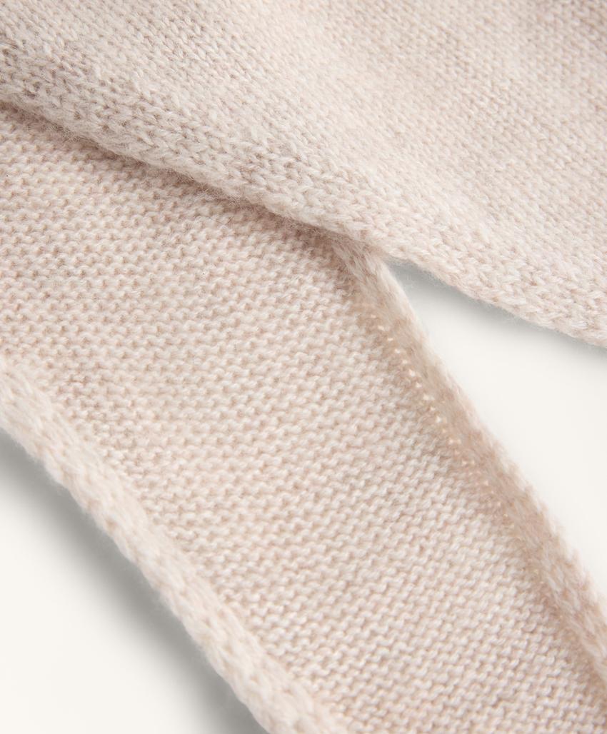 Вязаная бандана: 90% шерсть, 10% кашемир