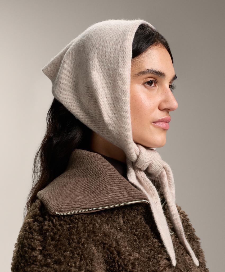 Вязаная бандана: 90% шерсть, 10% кашемир