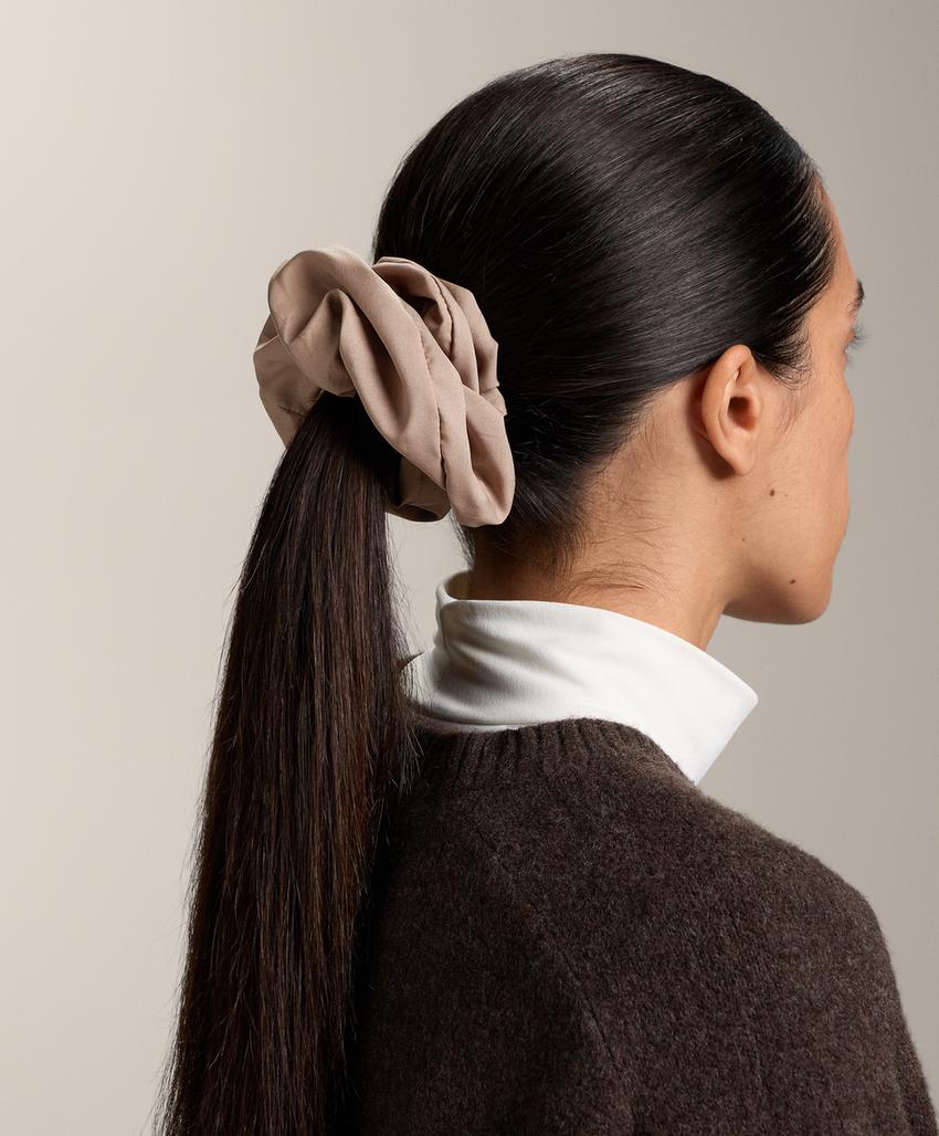 2 резинки для волос