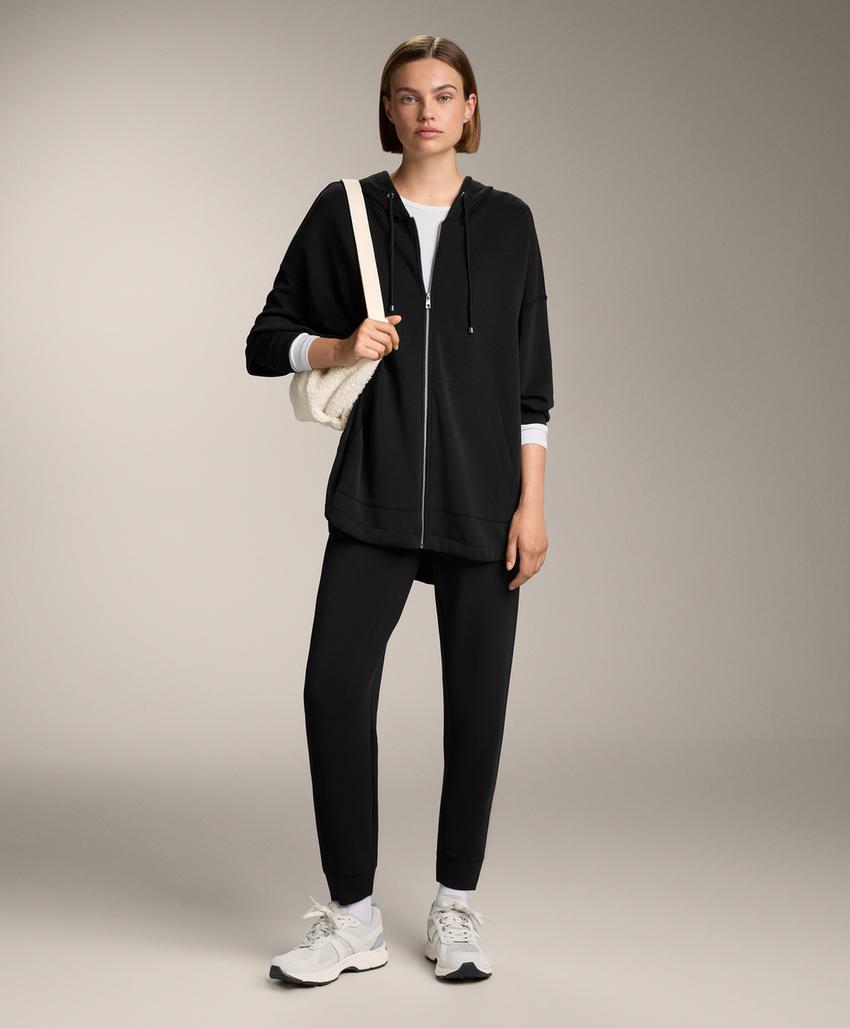 Брюки-джоггеры из мягкого модала