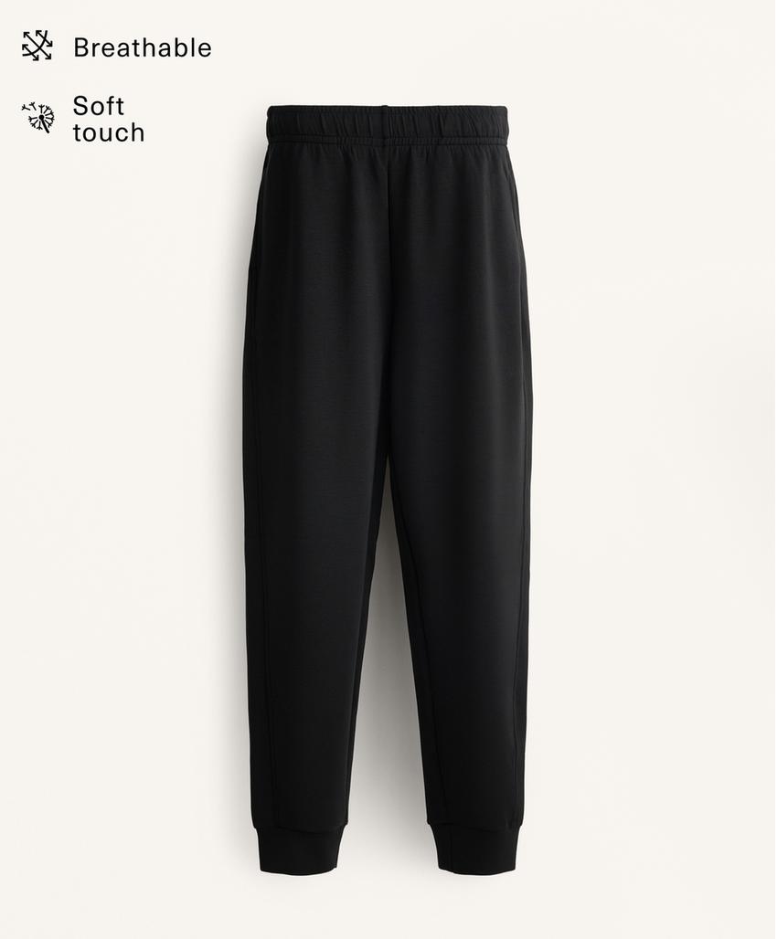 Брюки-джоггеры из мягкого модала