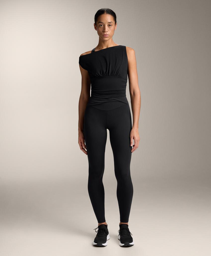 Футболка без рукавов с зауженной талией