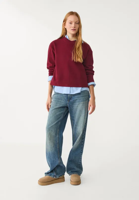 Трикотажная футболка с круглым вырезом