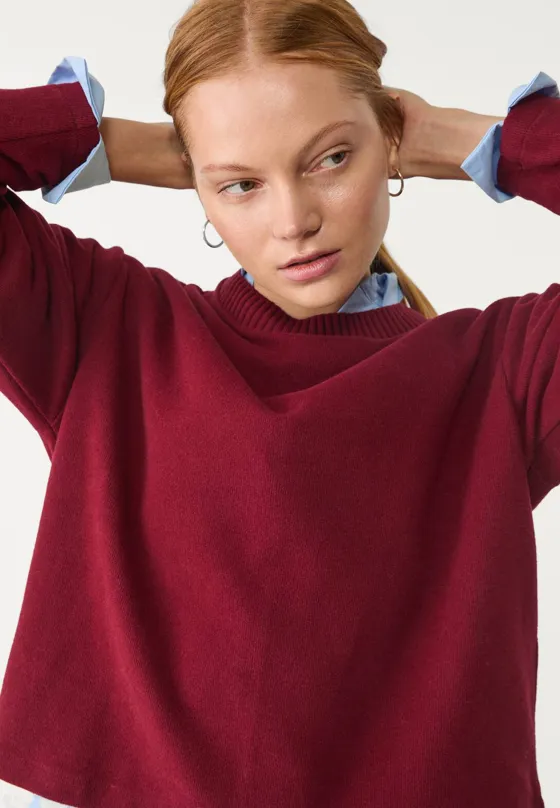 Трикотажная футболка с круглым вырезом