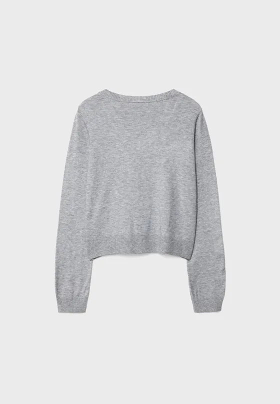 Базовый трикотажный свитер с V-образным вырезом