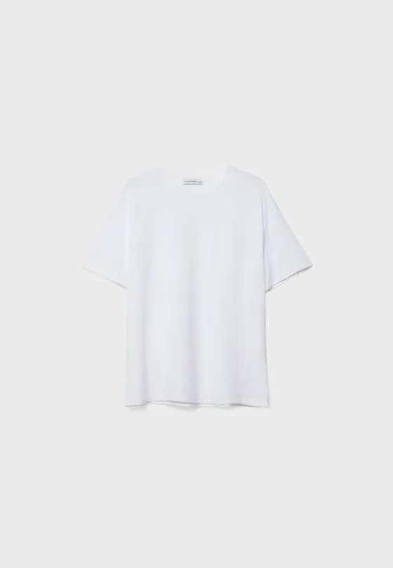 Базовая футболка геометрического кроя из плотной ткани