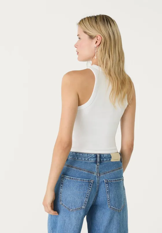 Базовый топ со спинкой-борцовкой