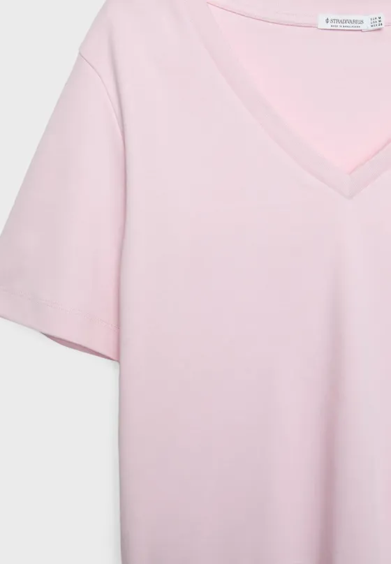 Базовая футболка классического кроя из плотной ткани