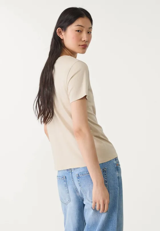 Набор из двух базовых футболок классического кроя с круглым вырезом