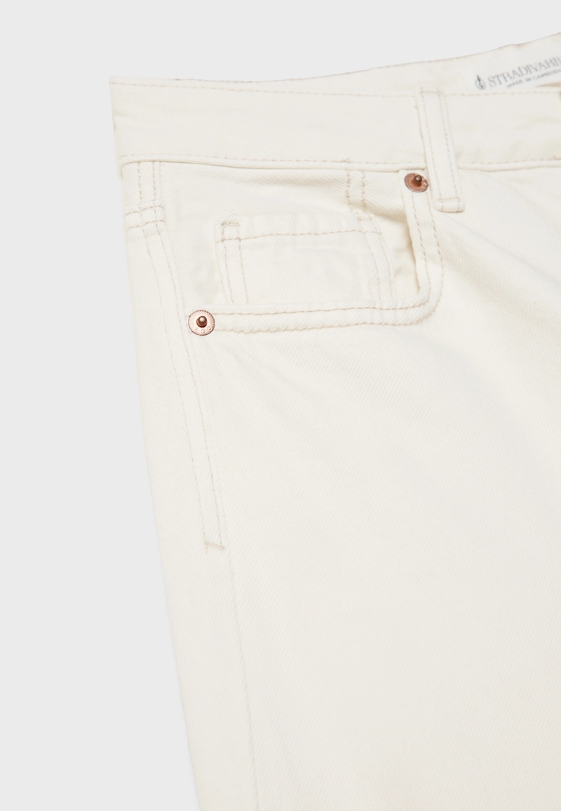 Джинсы D92 прямого кроя