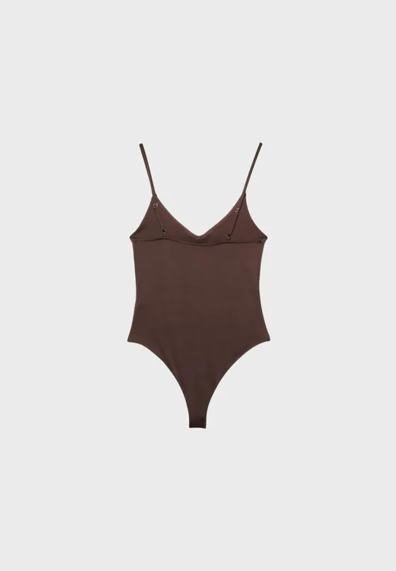 Базовое боди на бретелях