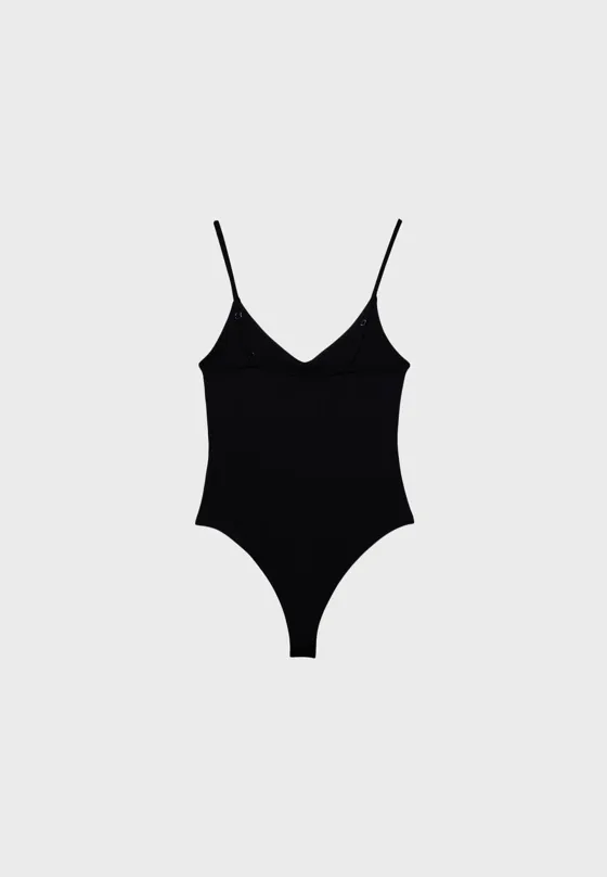 Базовое боди на бретелях