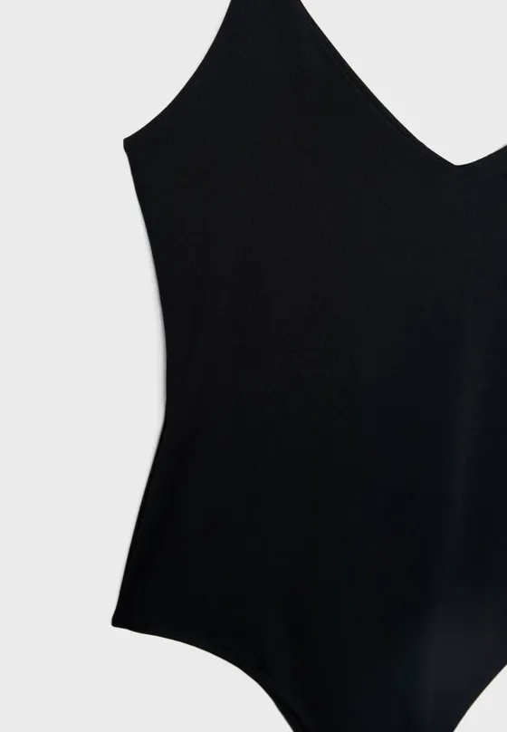 Базовое боди на бретелях