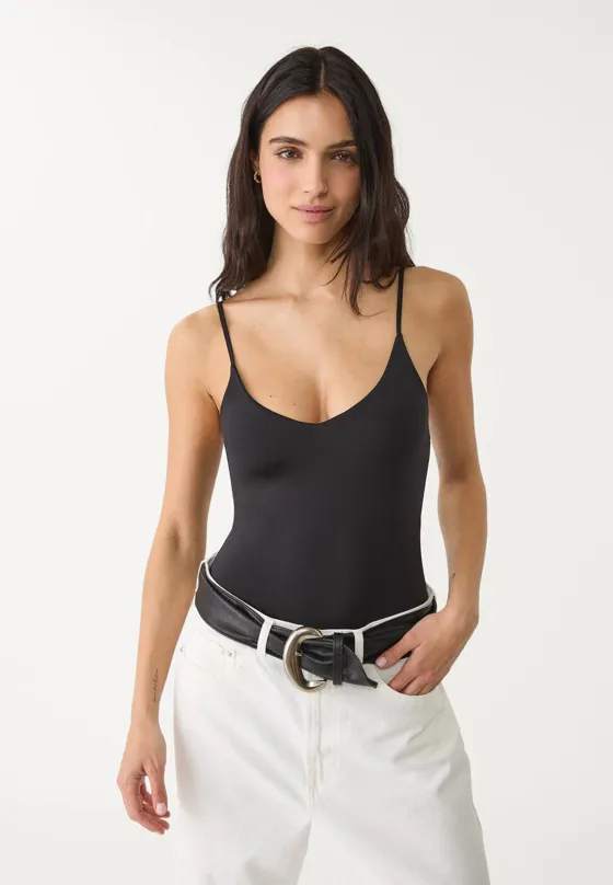 Базовое боди на бретелях