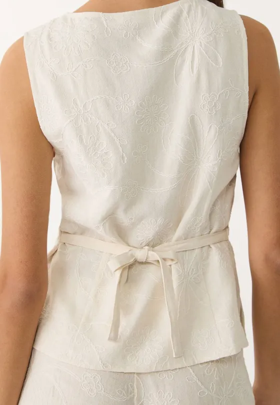 Топ из смесового льна с вышивкой