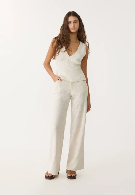 Топ из смесового льна с вышивкой