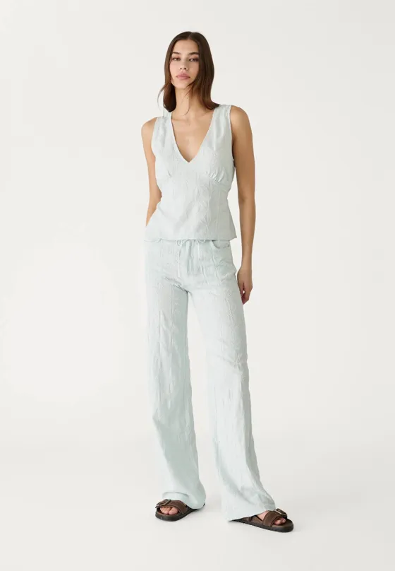 Топ из смесового льна с вышивкой