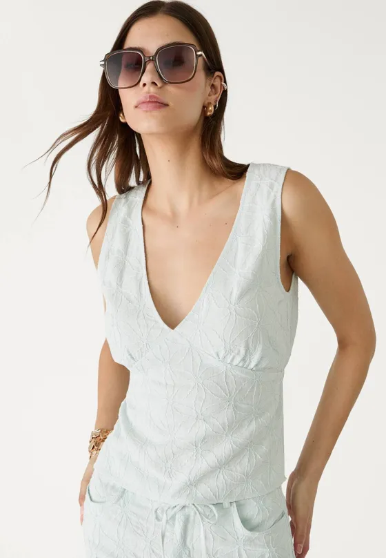 Топ из смесового льна с вышивкой