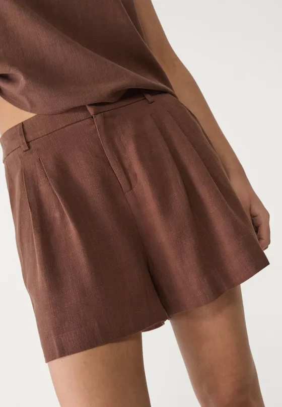 Топ-безрукавка из струящегося смесового льна