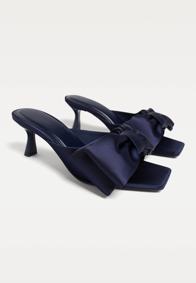 Босоножки-мюли на высоком каблуке