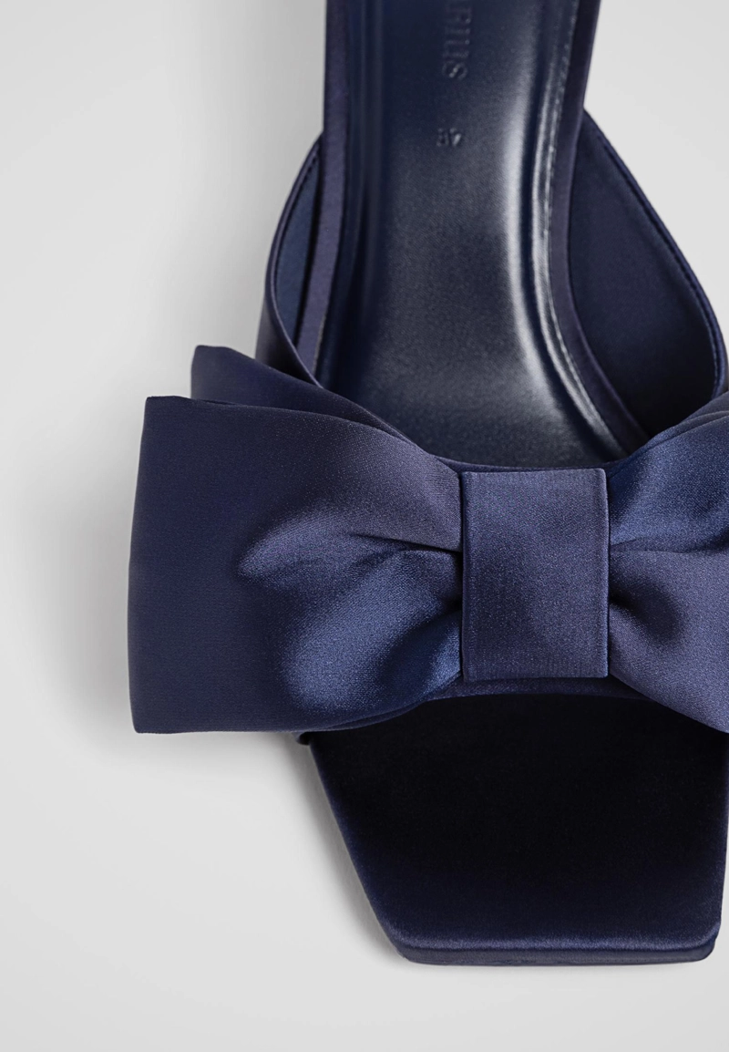 Босоножки-мюли на высоком каблуке